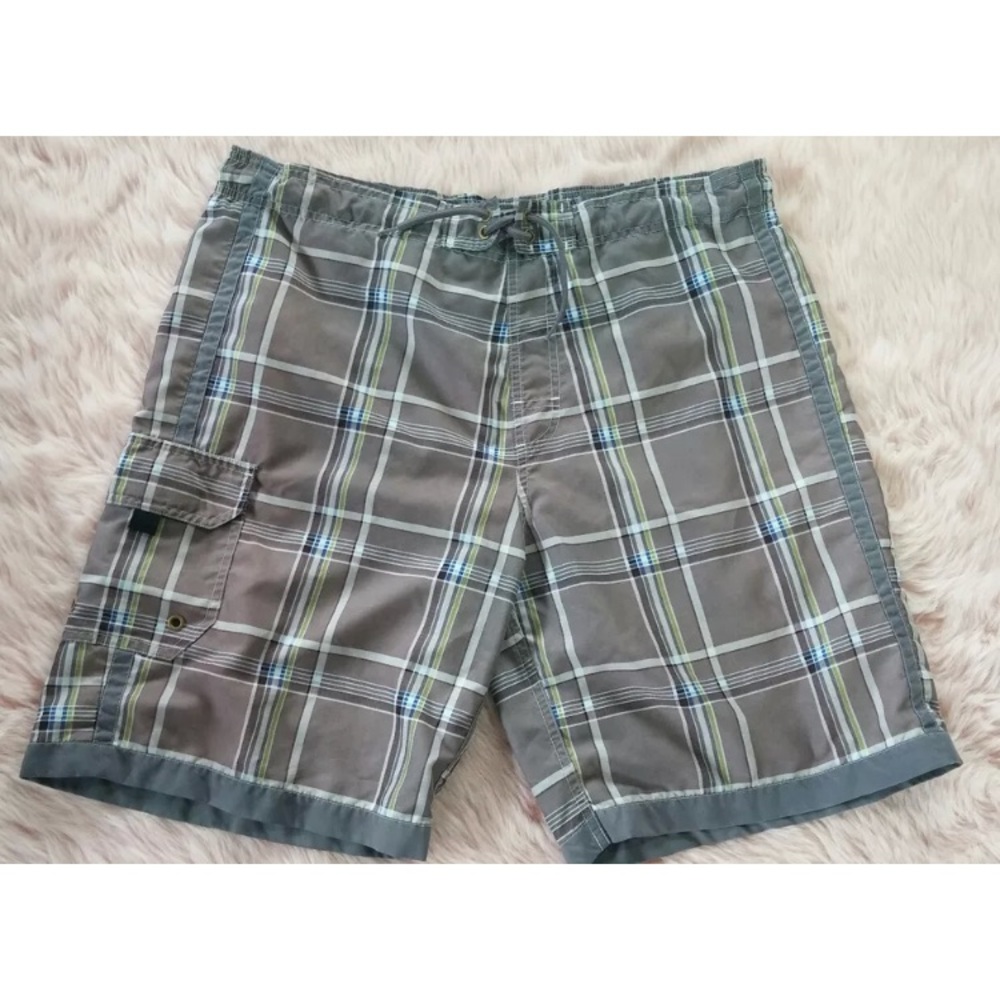 Marlin Taupe Plaid Swim Trunks w/ Cargo Pockets M